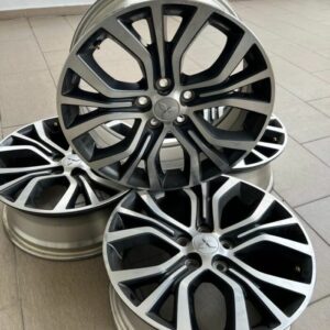 Mitsubishi Outlander Original Enkei 18 inch Rim .Shipped From Japan