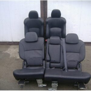 MITSUBISHI OUTLANDER II LEATHER SEATS